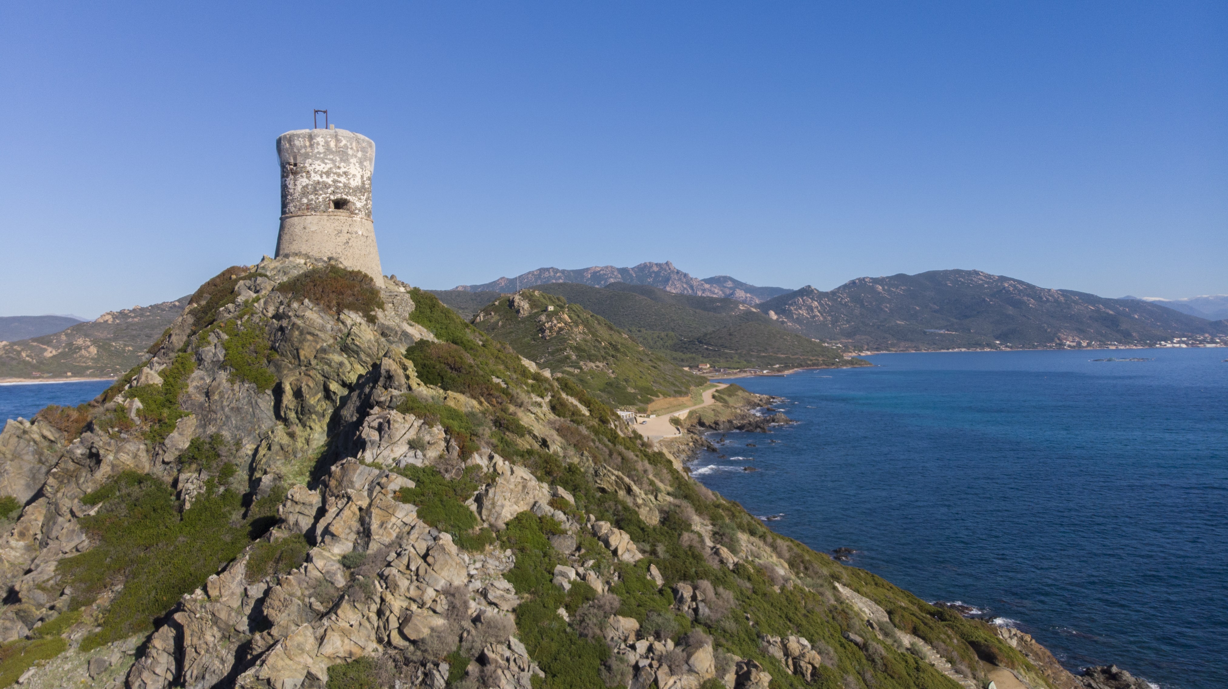 Cover Formation drone Ajaccio - certifiante et éligible au CPF